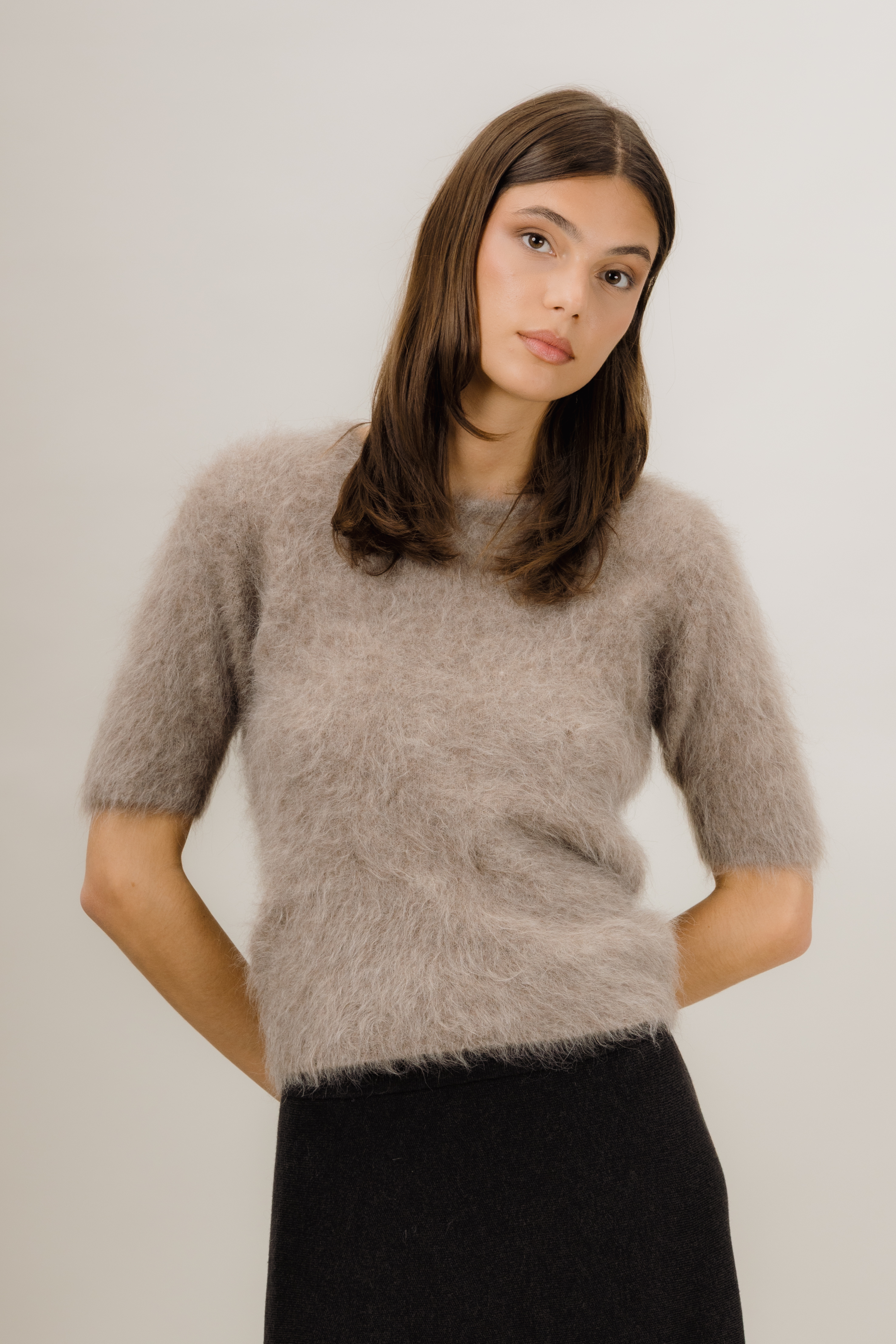 Urban Pioneers Female Abby SS Top TOP DARK SAND